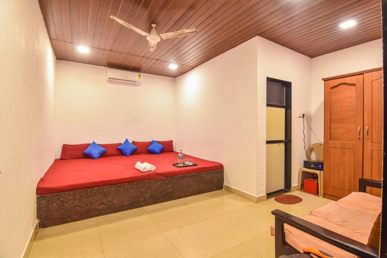 Twinkle Villa 4Bhk 카르자트 외부 사진
